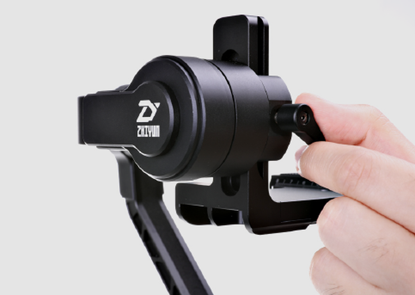 Zhiyun Crane 2 with follow focus Zhiyun Crane 2 with follow focus